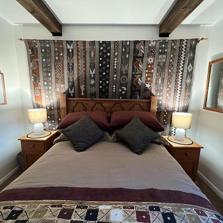 Cosy Private Accommodation In Corsham, Near Bath Zewnętrze zdjęcie
